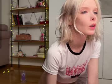 Nude girl neondemon_ image #6298607