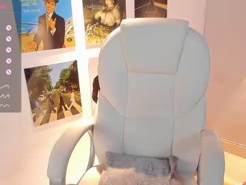 Nude girl little_effy18 image #5078783