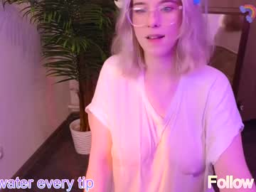 Nude girl joyce_coy image #4895227