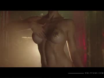 Nude girl lucieoude_ image #2667725