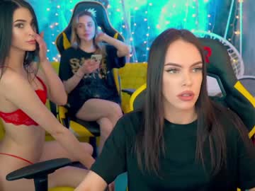 Nude couple kira0541 image #3639563