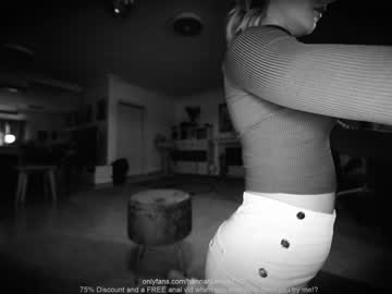 Nude girl hannahjames710 image #2663036