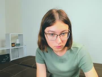 Nude girl emma__ellis image #2261388