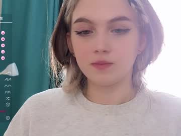 Nude girl small_blondee image #5397175