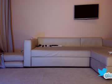 Nude girl hollyextra image #3194730