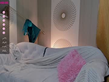 Nude girl happiness_call image #4602706