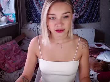 Nude girl babyfromtheforest image #3337062