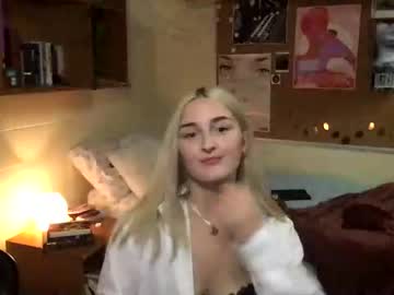 Nude girl emishearts image #2732929