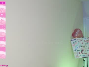 Nude girl petitebrat image #3707746