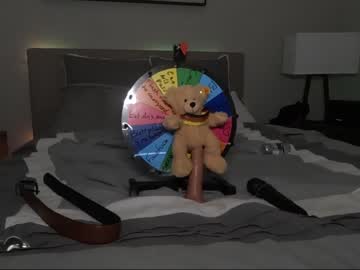 Nude couple ari_lovexo image #1008741