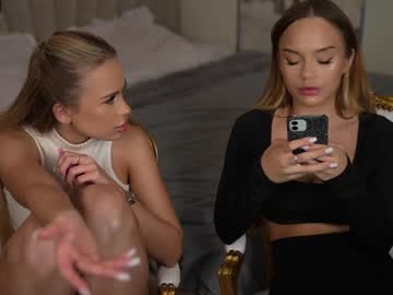 Nude couple kira0541 image #5673406