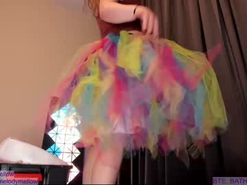 Nude girl in_tune image #2610452