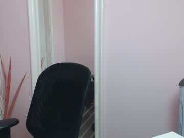 Nude girl lila_page image #1098418