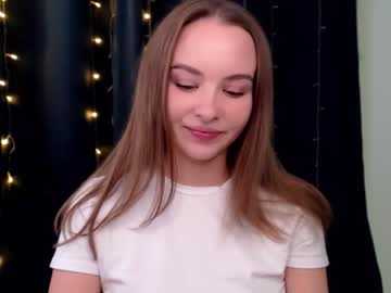 ninellflower nude cam