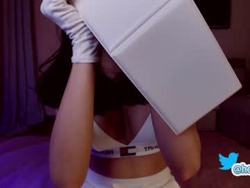 Nude girl hollyextra image #2980124