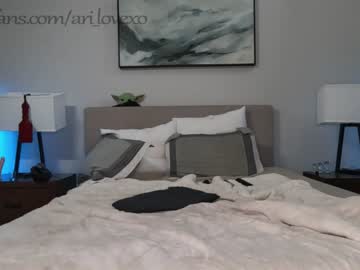 Nude couple ari_lovexo image #4848748