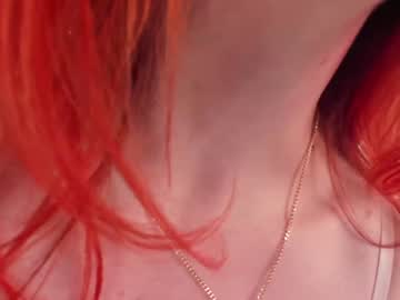 Nude girl _redxxxvelvet_ image #3536725