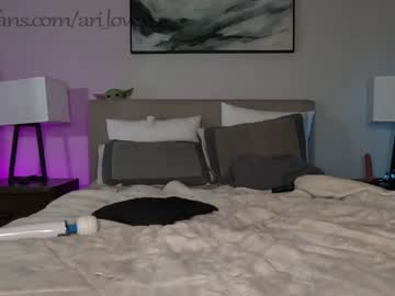 Nude couple ari_lovexo image #4798583