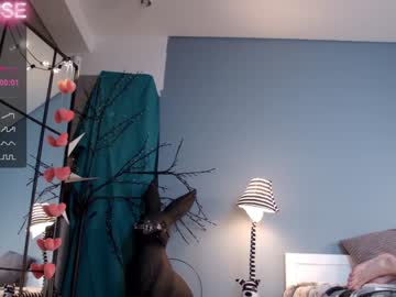 Nude girl careful_i_bite image #3653360