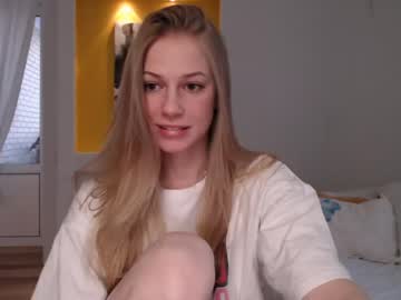 Nude girl magic_couple13 image #5836159