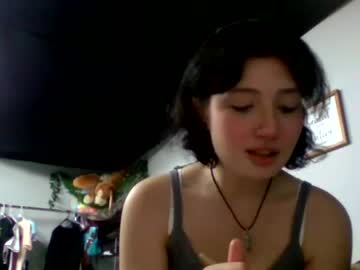 Nude girl beeishungry image #6055346