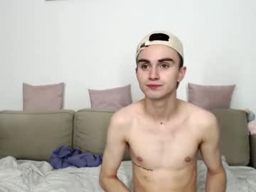 Nude man hrny_boyz image #333079