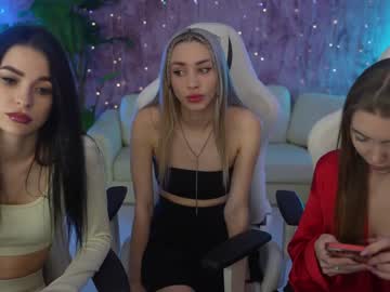 Nude couple kira0541 image #5737632