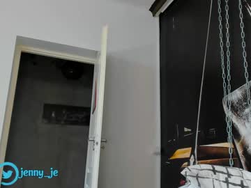 Nude girl jennifer_luvv image #4631257