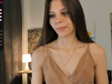 Nude girl peek_in_my_window image #5782125