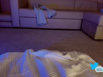 Nude girl hollyextra image #3374031