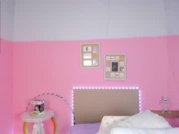 Nude girl little_effy18 image #2689093