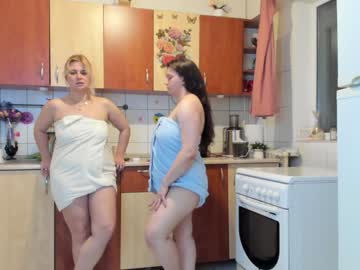 Nude couple juliana35 image #1467016