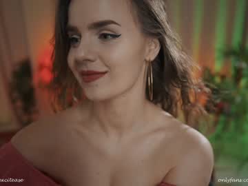 Nude girl excitease image #5192270