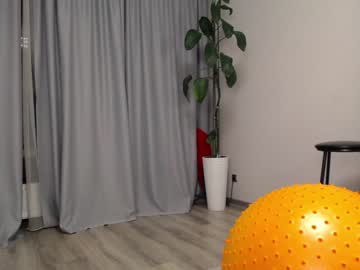 Nude girl oelan_lory image #5795459