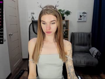 Nude girl bett__bun image #747097