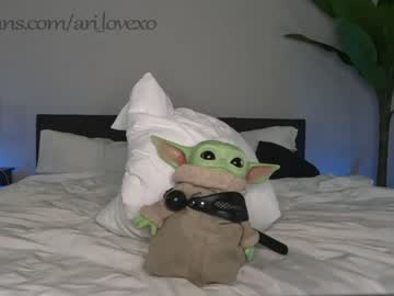 Nude couple ari_lovexo image #4198560