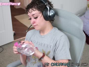 Nude girl evelynpiers image #1721350