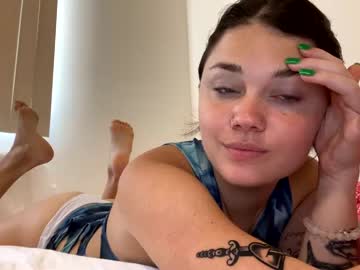 cassidyyqueen nude cam