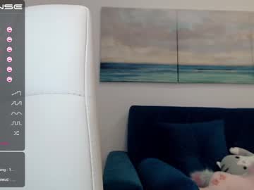 Nude girl small_blondee image #1367084