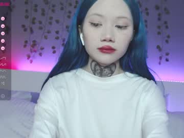 Nude girl le_chan image #3846864