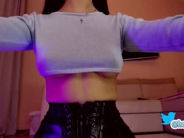 Nude girl hollyextra image #3002342