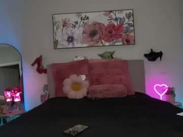 Nude couple ari_lovexo image #5653256