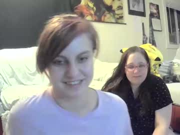 Nude couple neopolotinsakura420 image #3544336