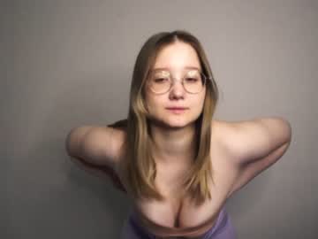 Nude girl moon_milking image #5736232