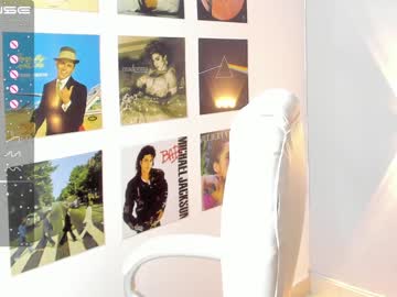 Nude girl little_effy18 image #3612383