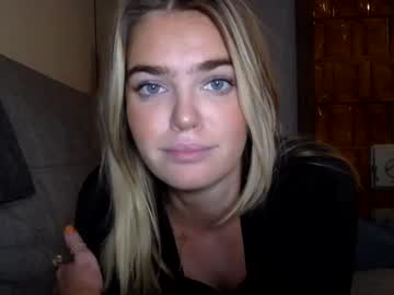 Nude couple littlemaryjane19 image #3738962