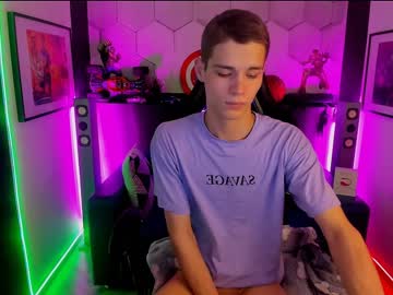 Nude man brad_bert image #4899244