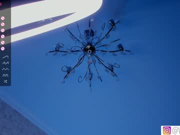 Nude girl bzzzme image #6616063