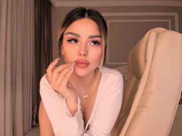 Nude girl bae_suz image #1385995