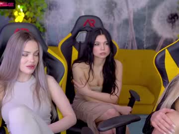 Nude couple kira0541 image #3984181